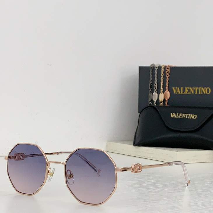 Picture of Valentino Sunglasses _SKUfw62831516fw